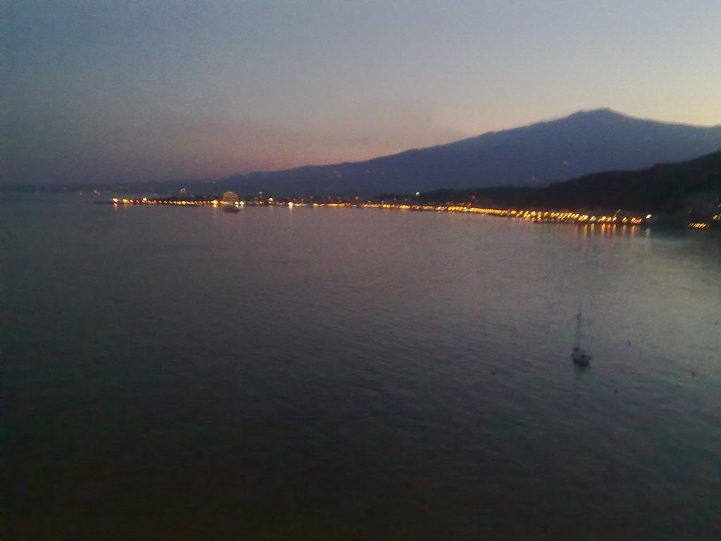 Casa Vacanze Rosy Giardini-Naxos Kamer foto